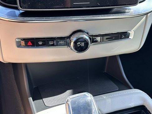 New 2026 Volvo XC90 B6 Ultra w/ Protection Package AWD/4WD image 27