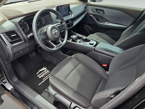 Used 2023 Nissan Rogue S AWD/4WD image 18
