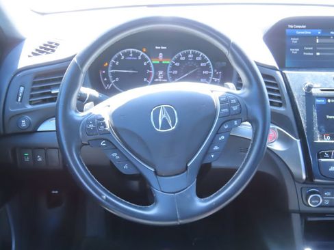 Used 2019 Acura ILX FWD image 6