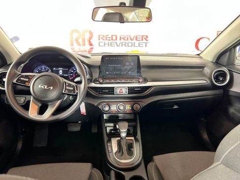 Used 2024 Kia Forte LXS image 13