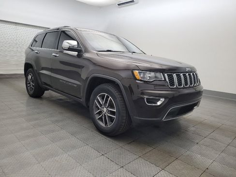 Used 2017 Jeep Grand Cherokee Limited image 13