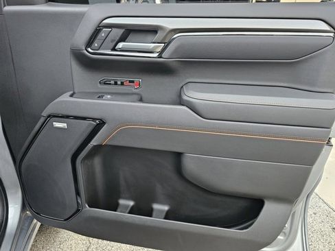 Used 2025 GMC Sierra 1500 AT4 image 29