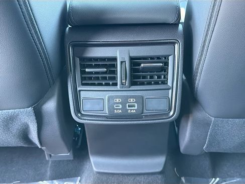 Used 2026 Subaru Forester Limited AWD/4WD image 20