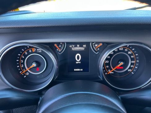 Used 2018 Jeep Wrangler Unlimited Sport S image 26