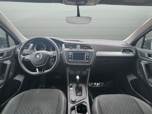 Used 2021 Volkswagen Tiguan S image 14