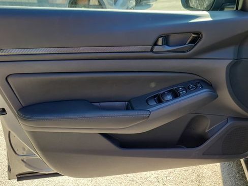 New 2026 Nissan Altima 2.5 SV FWD image 16