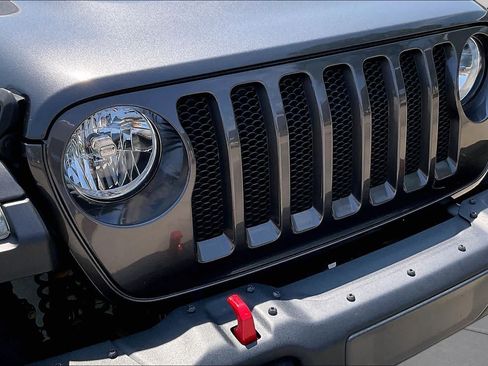 Used 2020 Jeep Wrangler Sport AWD/4WD image 28