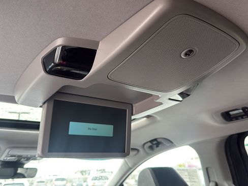 Certified 2024 Honda Odyssey Touring image 30