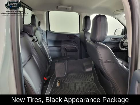 Used 2024 Ford Maverick Lariat w/ Black Appearance Package FWD image 17