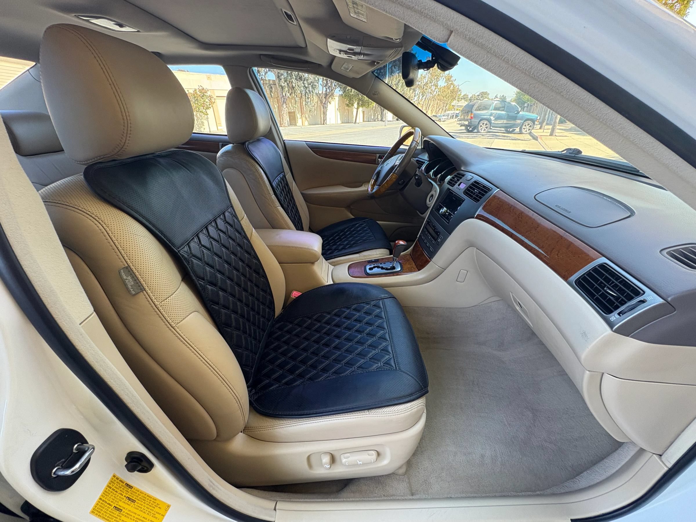 Used 2005 Lexus ES 330 FWD image 11