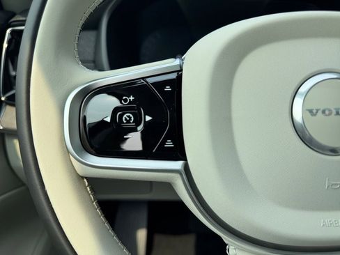 New 2026 Volvo XC90 T8 Ultra w/ Protection Package Premier AWD/4WD image 15