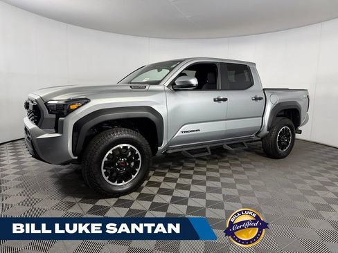 Used 2025 Toyota Tacoma TRD Off-Road AWD/4WD image 1