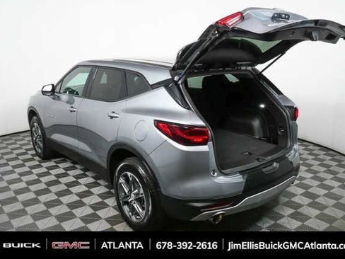 Used 2025 Chevrolet Blazer LT FWD image 26