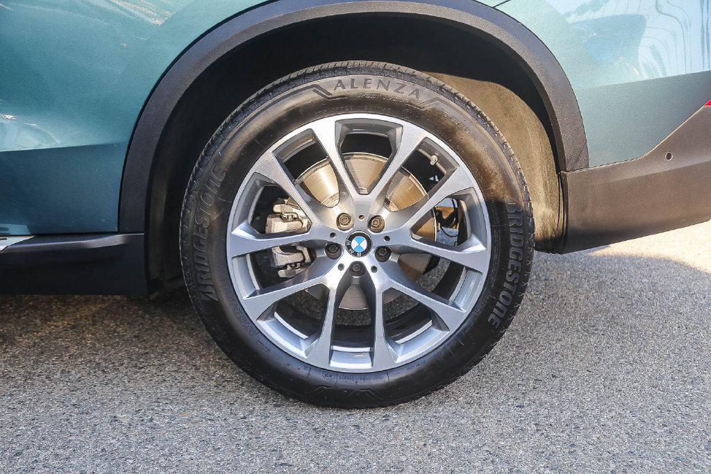 Used 2026 BMW X5 xDrive40i AWD/4WD image 10