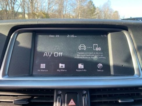 Used 2019 Kia Optima S w/ S Panoramic Sunroof Package image 17