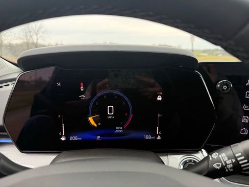 New 2026 Chevrolet Trax LT w/ Driver Confidence Package image 33