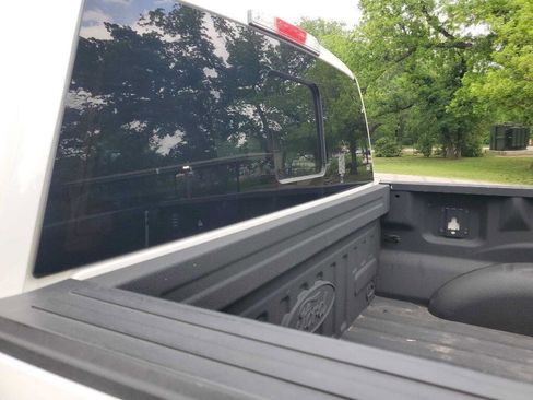 Used 2015 Ford F150 King Ranch w/ Equipment Group 601A Luxury image 12