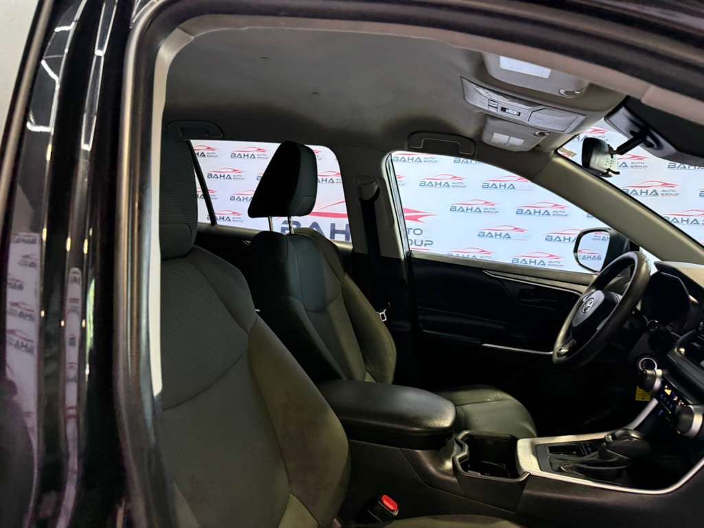 Used 2022 Toyota RAV4 LE FWD image 47
