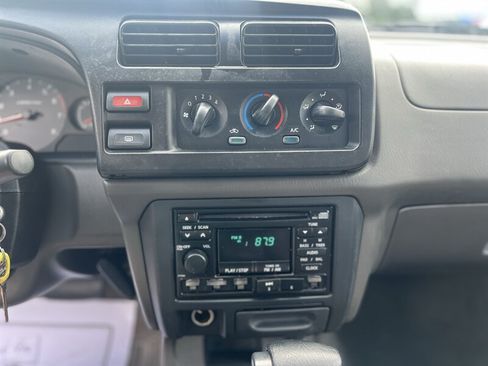Used 2000 Nissan Xterra XE AWD/4WD image 14