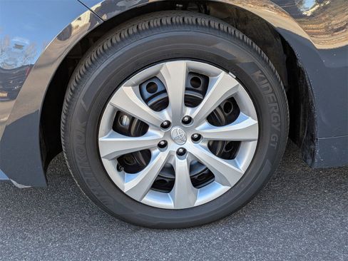 Used 2025 Toyota Corolla LE image 10