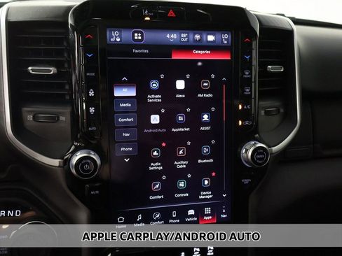 Used 2025 RAM 1500 Big Horn AWD/4WD image 9