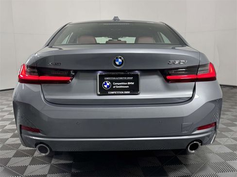 Used 2023 BMW 330i xDrive Sedan w/ Convenience Package image 9