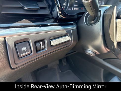 Used 2023 Cadillac XT6 Premium Luxury w/ Technology Package image 18