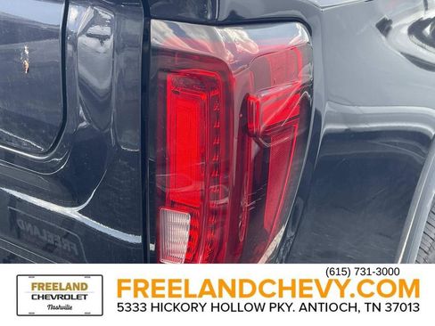 Used 2025 GMC Sierra 1500 SLT AWD/4WD image 6