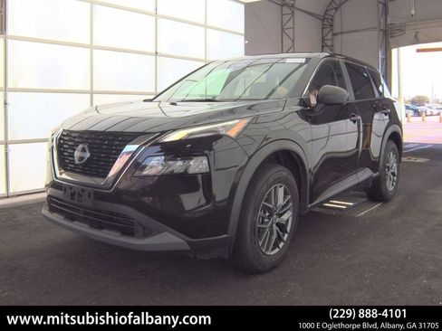 Used 2023 Nissan Rogue S FWD image 1