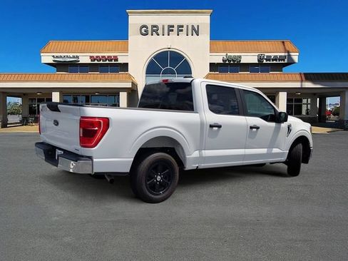 Used 2023 Ford F150 XLT RWD image 4