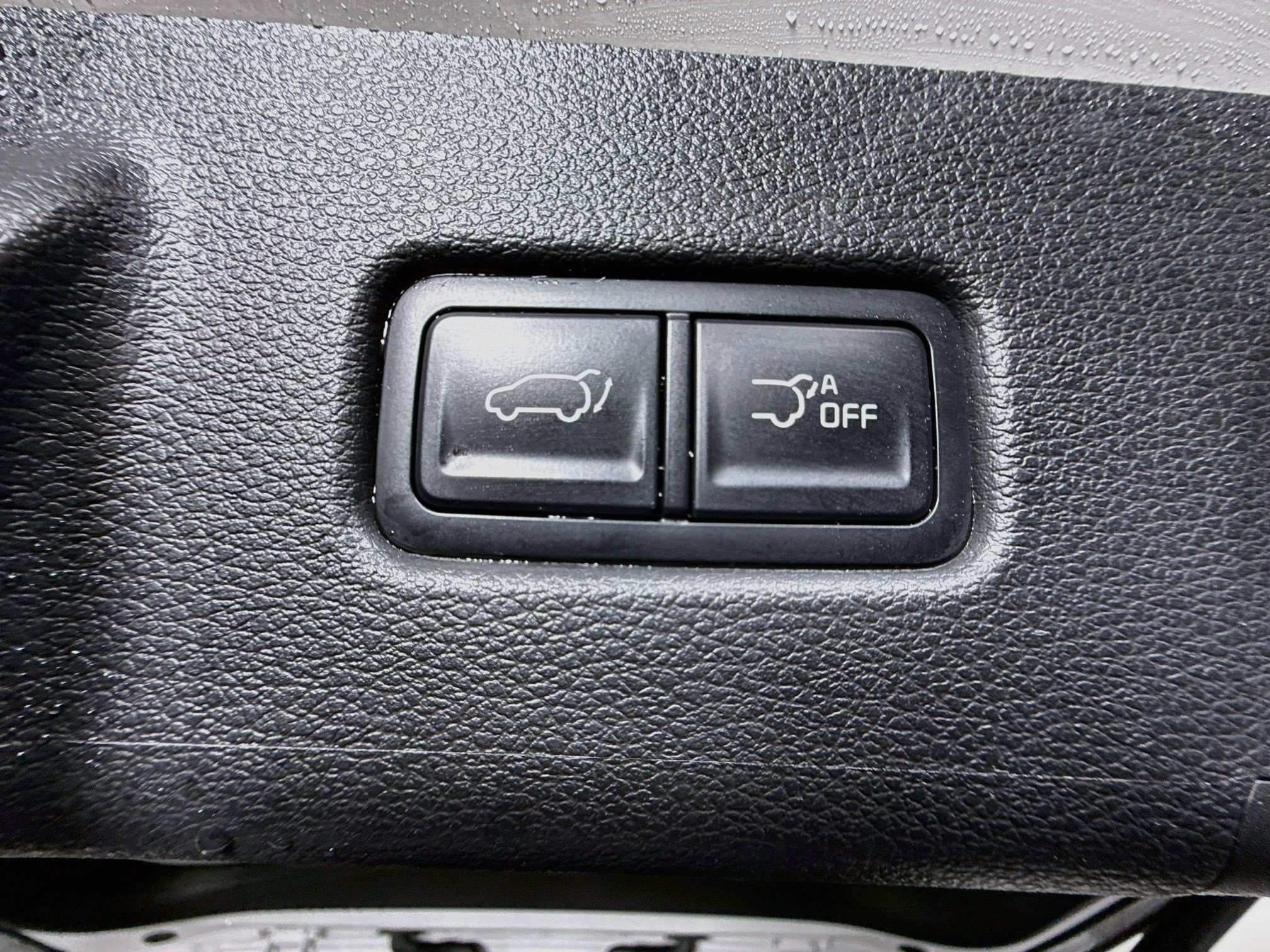 Used 2024 Kia Telluride EX w/ EX Captain's Chair Package FWD image 45