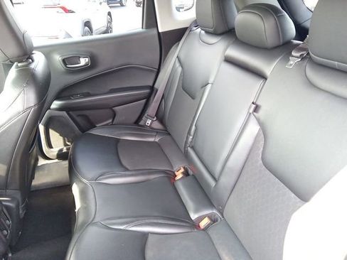 Used 2021 Jeep Compass Latitude image 14