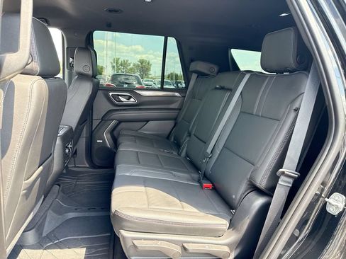 Used 2021 Chevrolet Tahoe RST AWD/4WD image 23