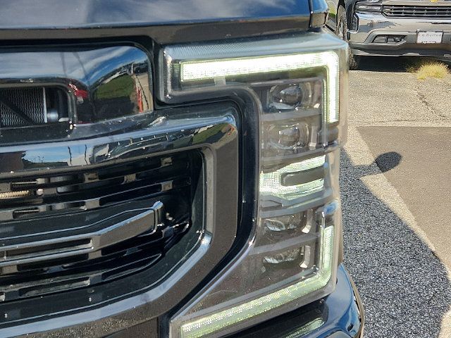 Used 2021 Ford F250 Lariat w/ Lariat Value Package AWD/4WD image 9