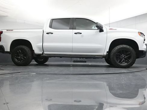 Used 2023 Chevrolet Silverado 1500 LT Trail Boss w/ Protection Package AWD/4WD image 29