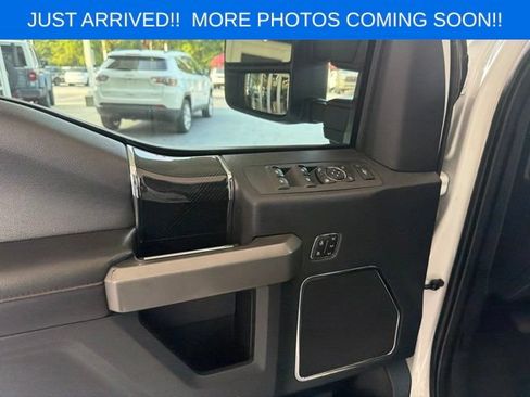Used 2022 Ford F250 Platinum AWD/4WD image 12