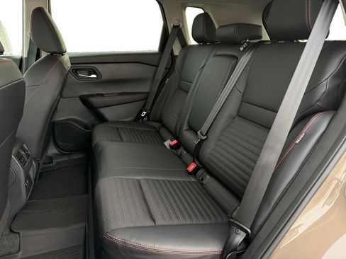 New 2026 Nissan Rogue Rock Creek image 13