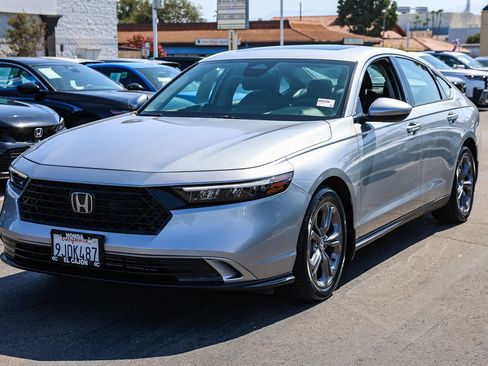 Certified 2024 Honda Accord EX image 18