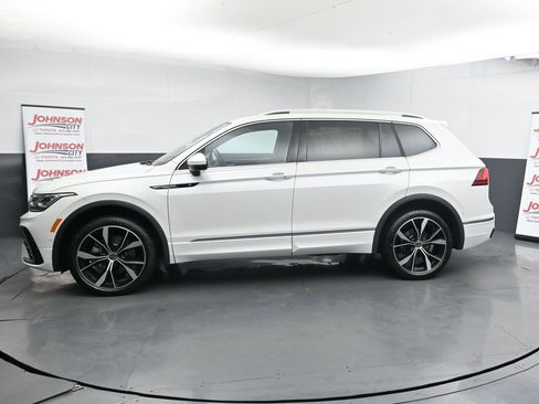 Used 2024 Volkswagen Tiguan SEL R-Line image 5