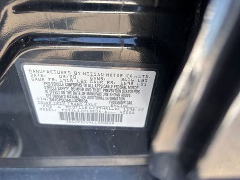 Used 2020 Nissan Kicks SV w/ Exterior Package image 17