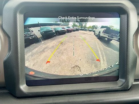 Used 2023 Jeep Wrangler Unlimited w/ Cold Weather Group AWD/4WD image 15