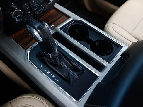 Used 2017 Ford F150 Lariat w/ Equipment Group 501A Mid image 45