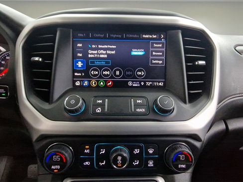 Certified 2023 GMC Acadia SLT image 19