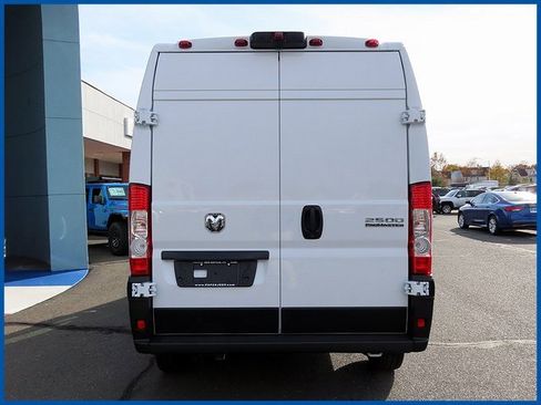 New 2026 RAM ProMaster 2500 w/ Convenience Group image 6