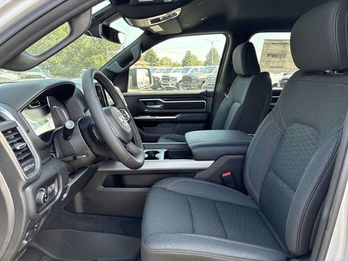 New 2026 RAM 1500 Big Horn AWD/4WD image 13