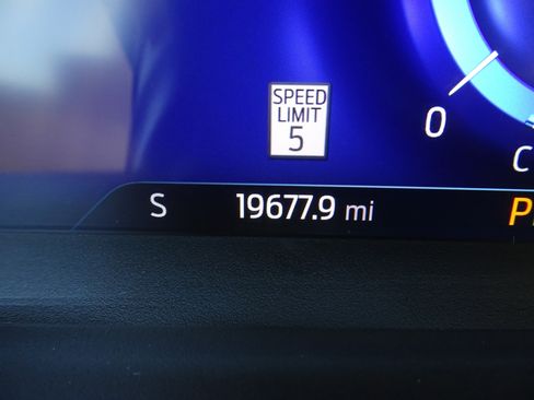 Used 2023 Ford Explorer Platinum w/ Equipment Group 601A image 32