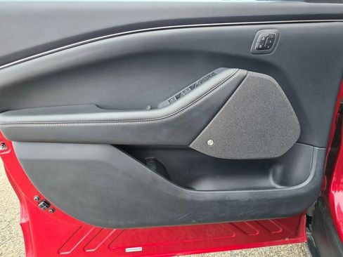 Used 2023 Ford Mustang Mach-E Premium image 19