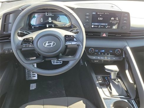 New 2026 Hyundai Elantra SEL Sport Premium image 4