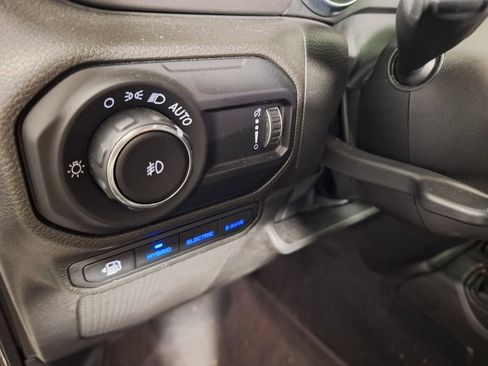 Used 2023 Jeep Wrangler Unlimited w/ Cold Weather Group AWD/4WD image 21