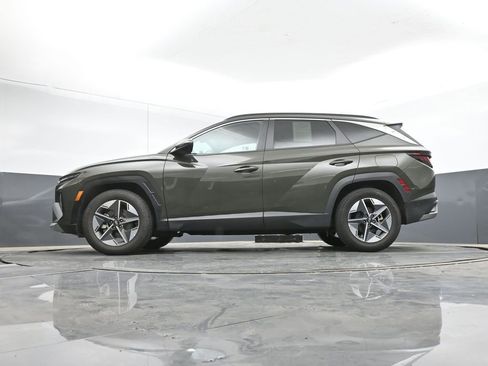 Used 2025 Hyundai Tucson SEL FWD image 42